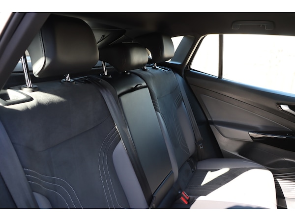 Used Volkswagen ID.4 2021 for sale - 76106304: Photo 31