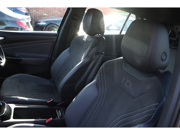 Used Volkswagen ID.4 2021 for sale - 76106304: Photo 36