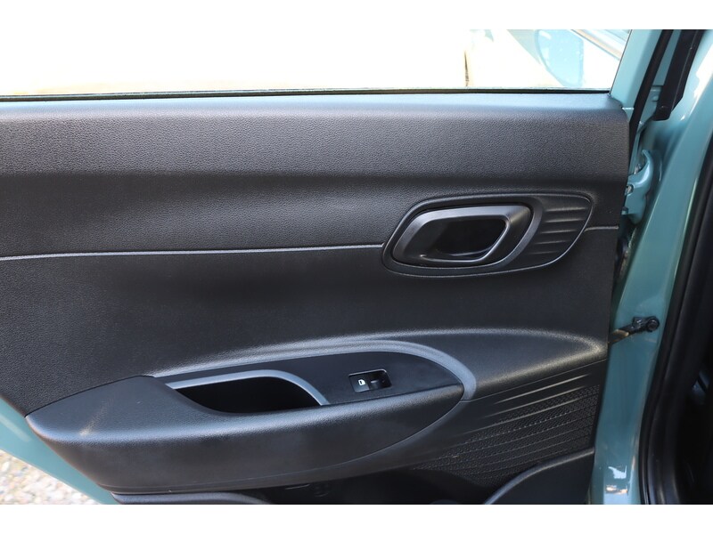 Used Hyundai BAYON 2023 for sale - 76918049: Photo 33