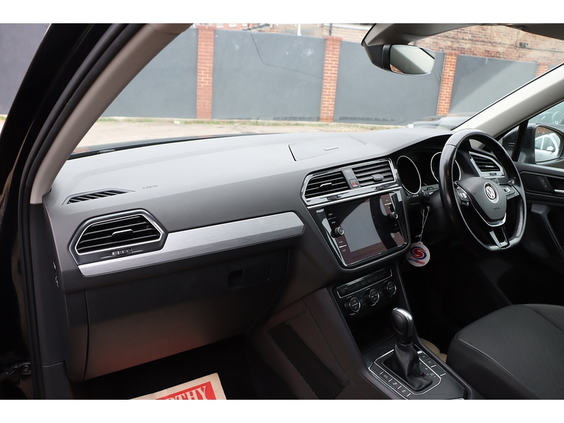 Used Volkswagen Tiguan for sale - 77247343: Photo 43