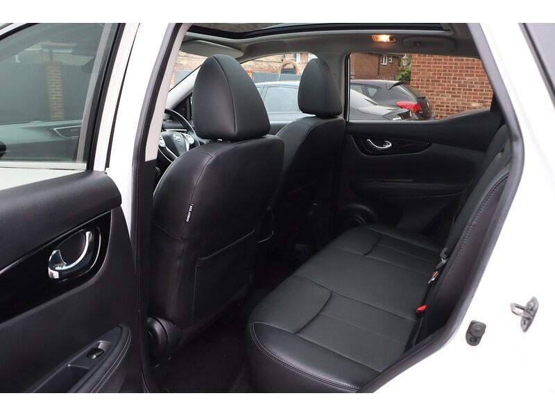 Used Nissan Qashqai 2016 for sale - 76113610: Photo 32