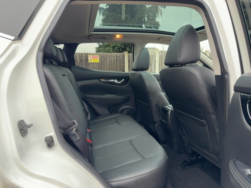 Used Nissan Qashqai 2016 for sale - 76113610: Photo 48