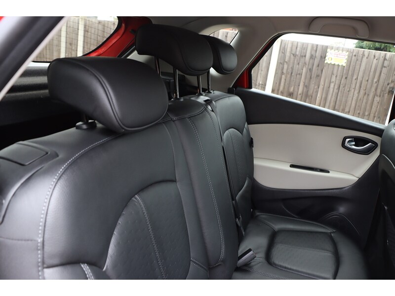 Used Renault Captur 2019 for sale - 76057160: Photo 31