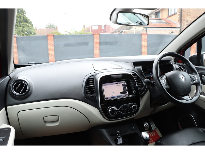 Used Renault Captur 2019 for sale - 76057160: Photo 39