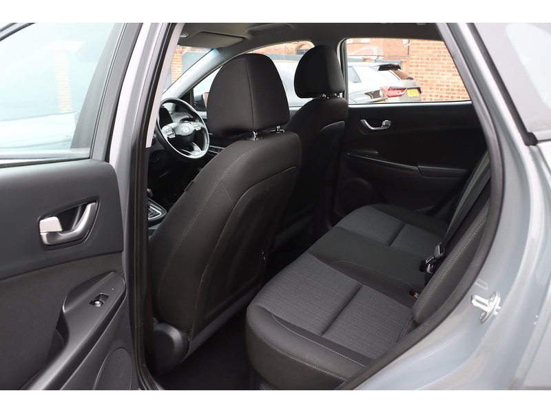 Used Hyundai KONA 2022 for sale - 76476304: Photo 32