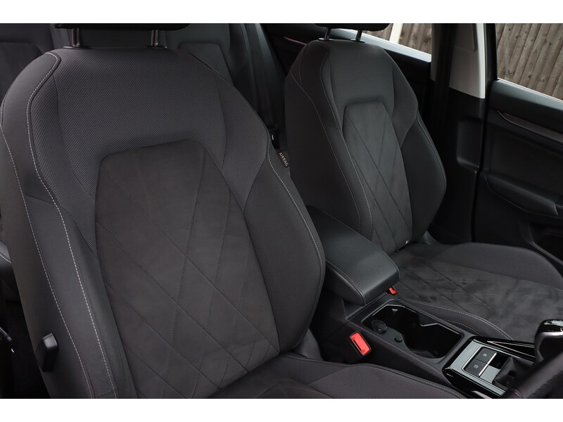 Used Volkswagen Golf 2022 for sale - 76461139: Photo 19