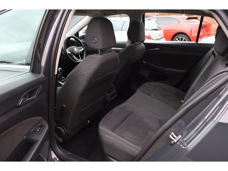 Used Volkswagen Golf 2022 for sale - 76461139: Photo 33