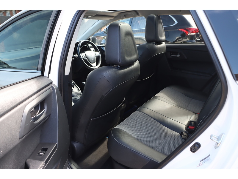 Used Toyota Auris 2015 for sale - 77712845: Photo 35