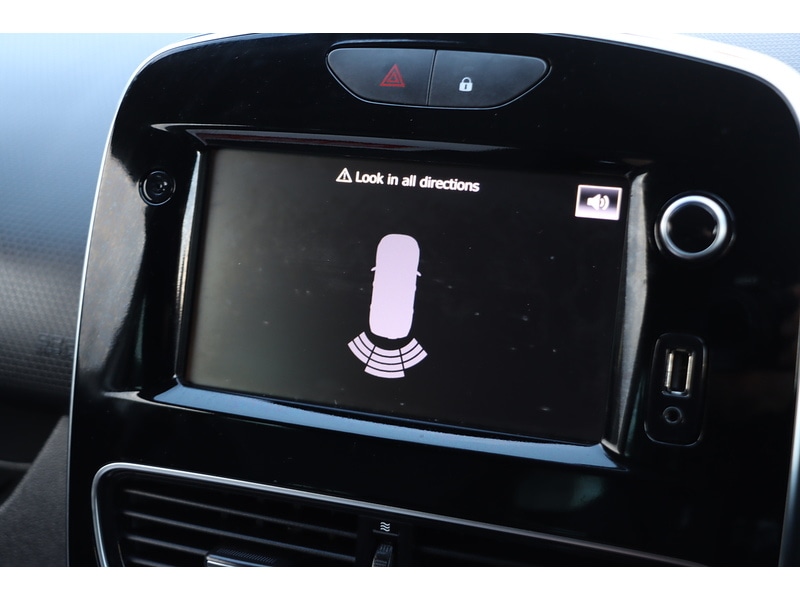 Used Renault Clio 2019 for sale - 76705633: Photo 14