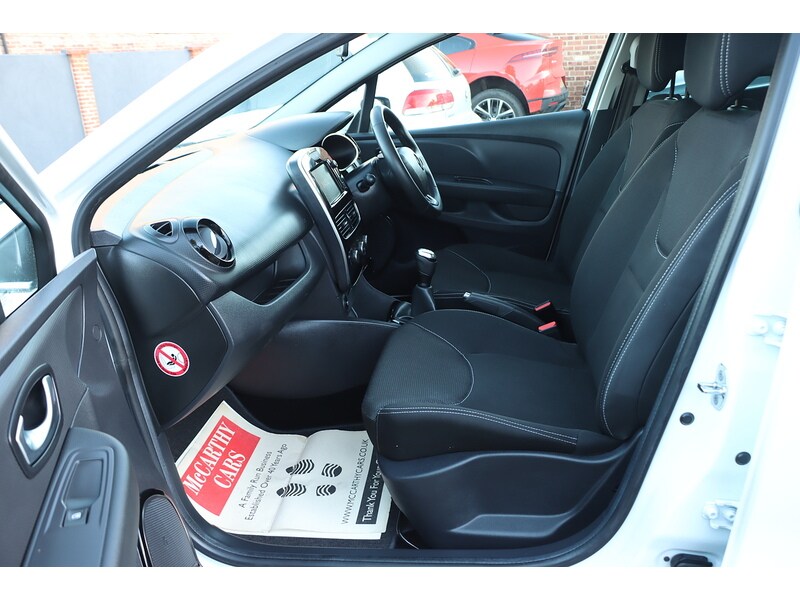 Used Renault Clio 2019 for sale - 76705633: Photo 38