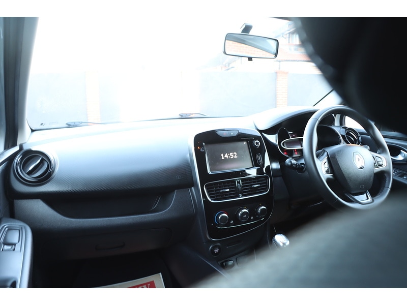 Used Renault Clio 2019 for sale - 76705633: Photo 44