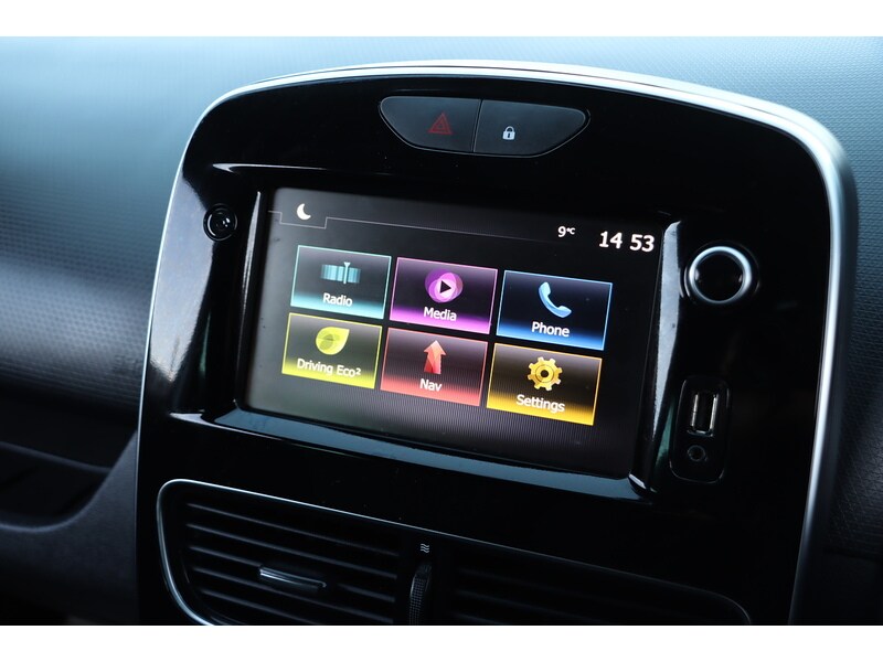 Used Renault Clio 2019 for sale - 76705633: Photo 48