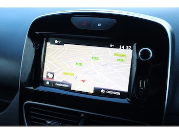 Used Renault Clio 2019 for sale - 76705633: Photo