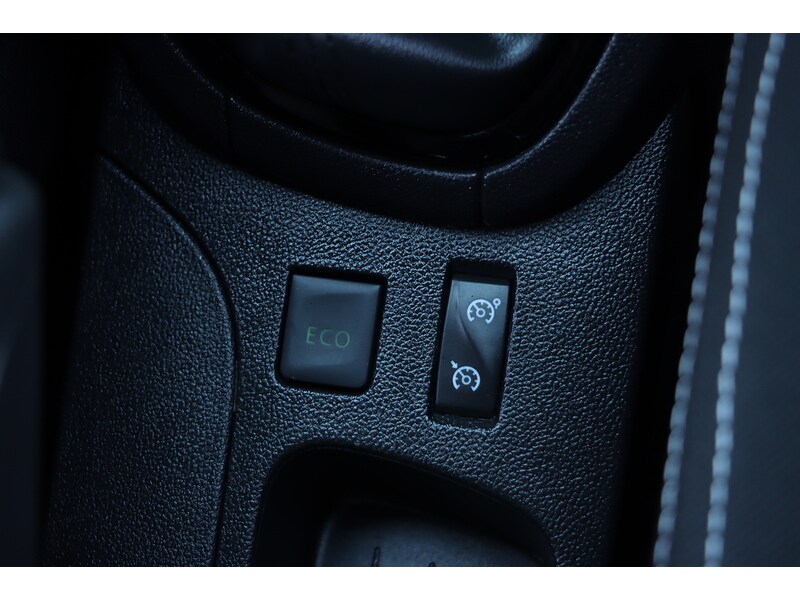 Used Renault Clio 2019 for sale - 76705633: Photo 53