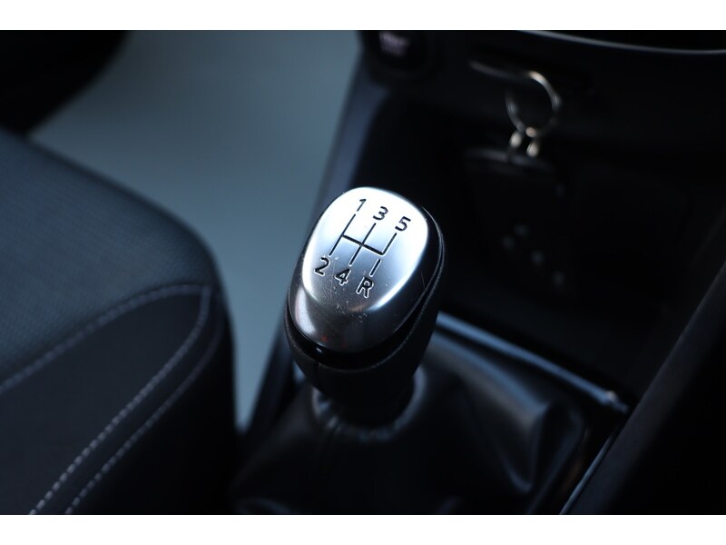 Used Renault Clio 2019 for sale - 76705633: Photo 55