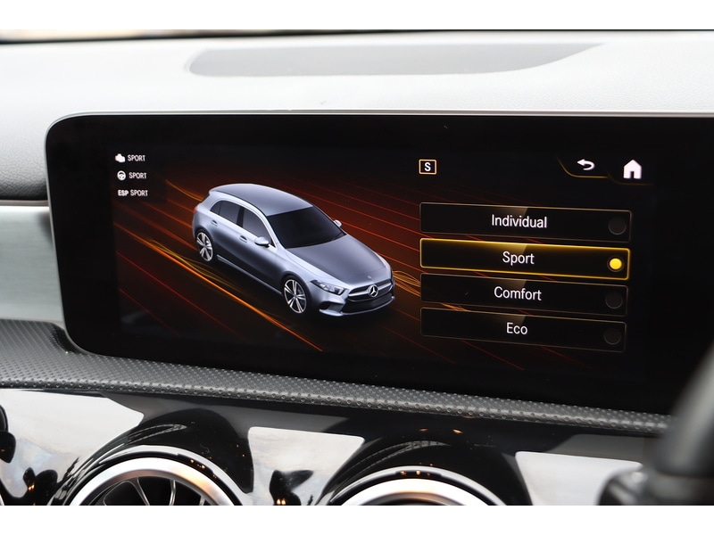 Used Mercedes-Benz A-Class 2018 for sale - 76143711: Photo 11