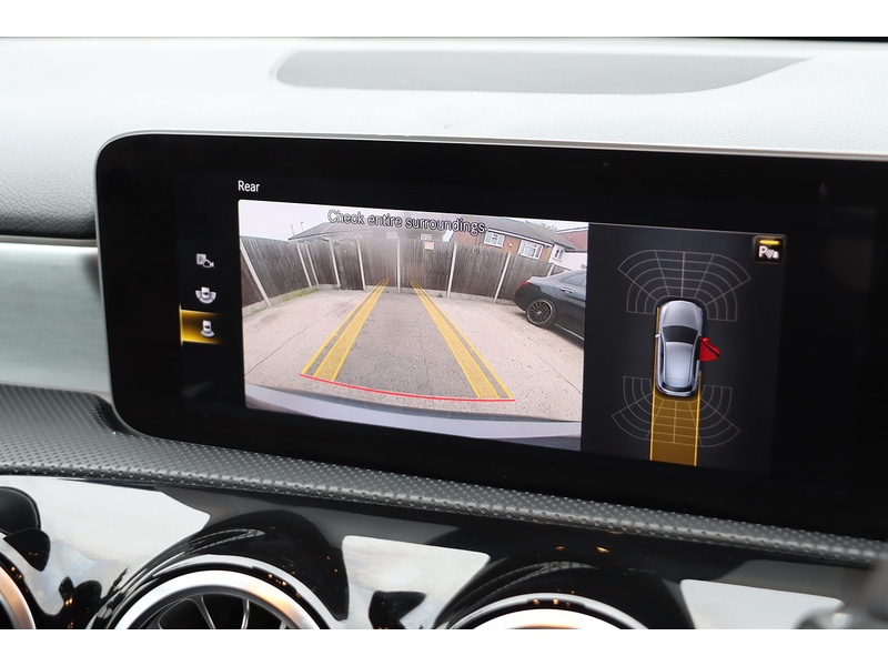 Used Mercedes-Benz A-Class 2018 for sale - 76143711: Photo 7