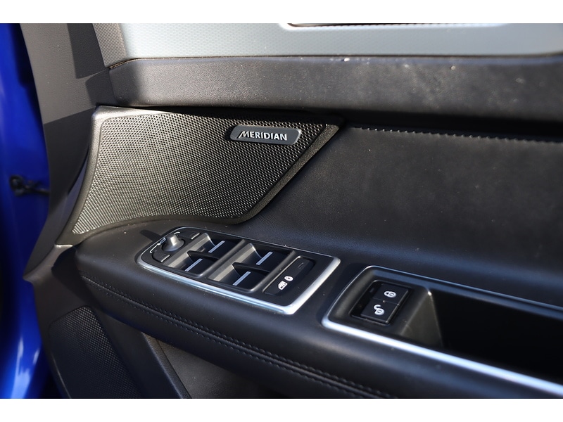 Used Jaguar XF 2018 for sale - 76918055: Photo 24