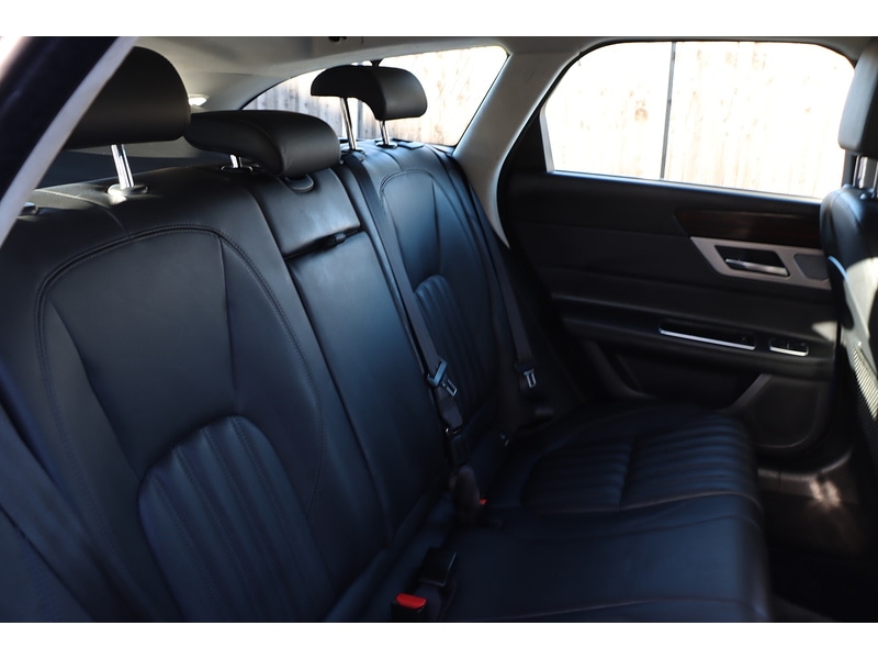 Used Jaguar XF 2018 for sale - 76918055: Photo 26