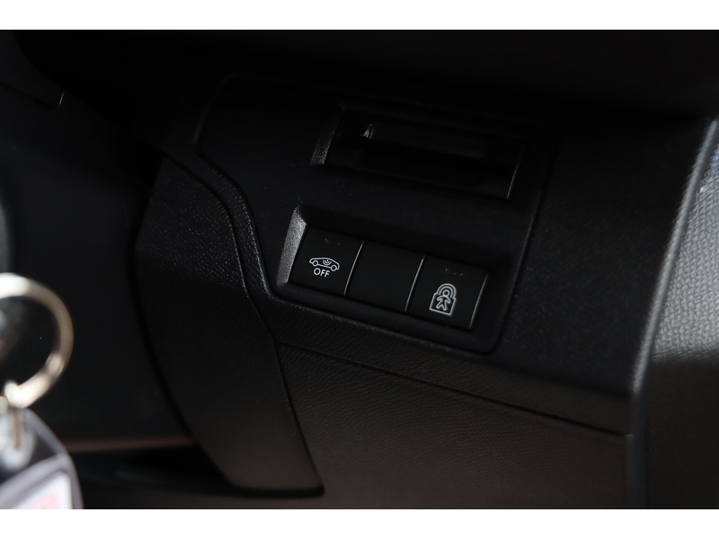 Used Peugeot 3008 2018 for sale - 77661856: Photo 25