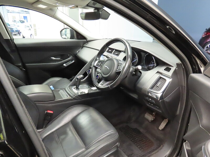 Used Jaguar E-Pace 2019 for sale - 76931003: Photo 9