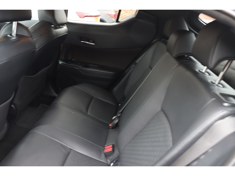 Used Toyota C-HR 2019 for sale - 76197303: Photo 36