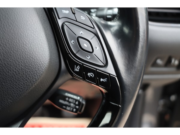 Used Toyota C-HR 2019 for sale - 76197303: Photo 42