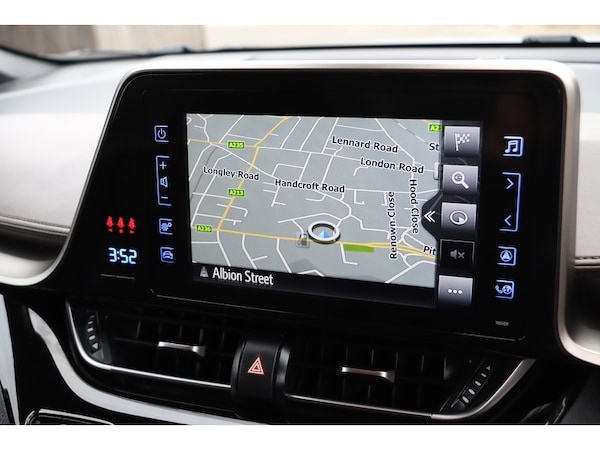 Used Toyota C-HR 2019 for sale - 76197303: Photo 46