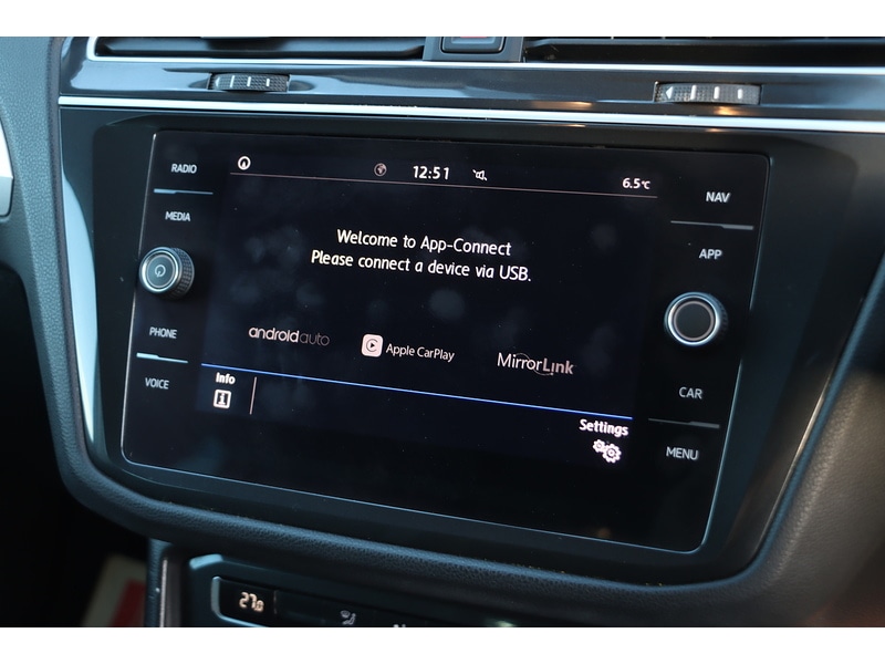 Used Volkswagen Tiguan 2020 for sale - 76918030: Photo 55