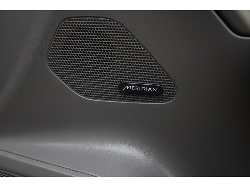 Used Jaguar F-Pace 2018 for sale - 76918051: Photo 15