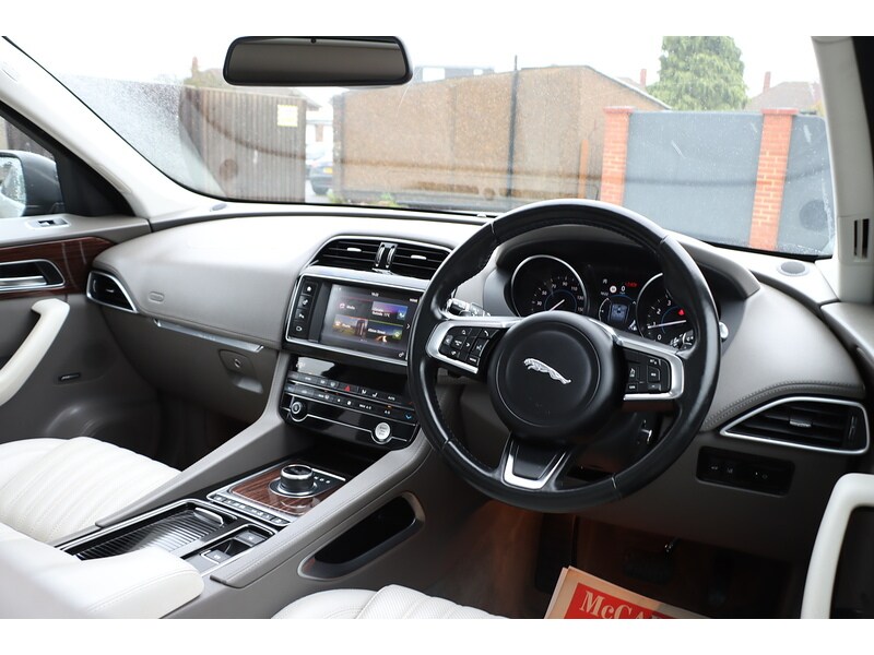 Used Jaguar F-Pace 2018 for sale - 76918051: Photo 28