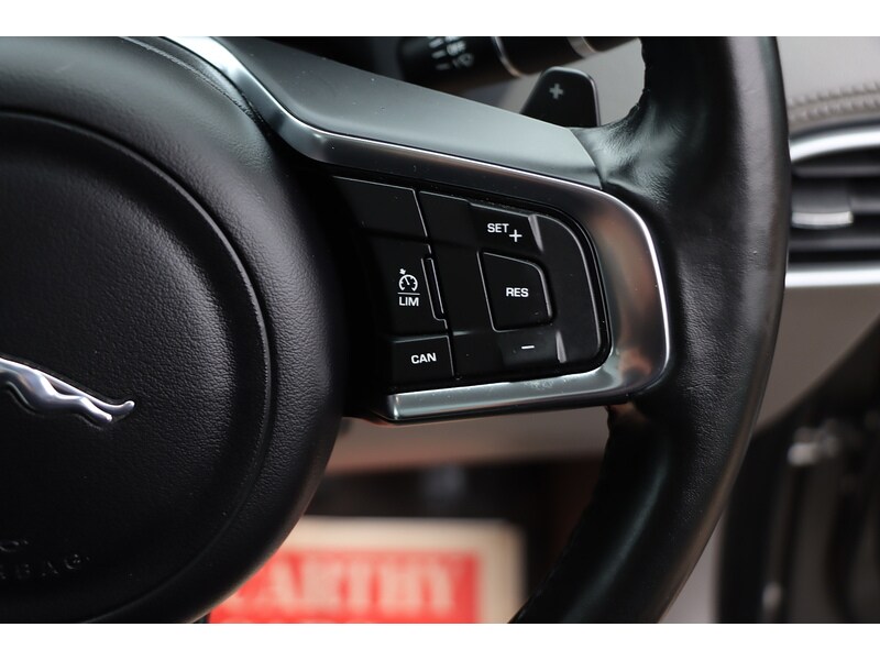 Used Jaguar F-Pace 2018 for sale - 76918051: Photo 48