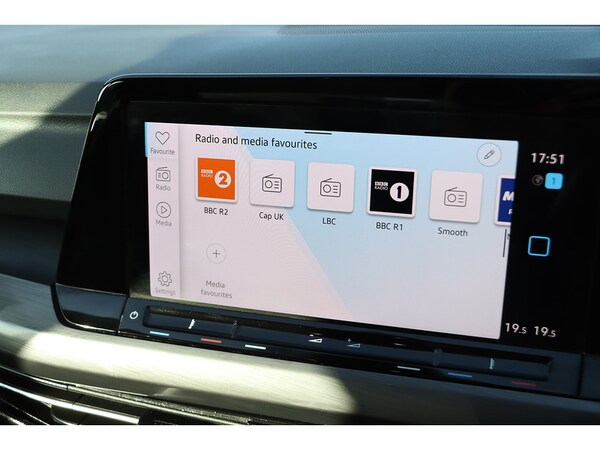 Used Volkswagen Golf 2020 for sale - 75370857: Photo 9