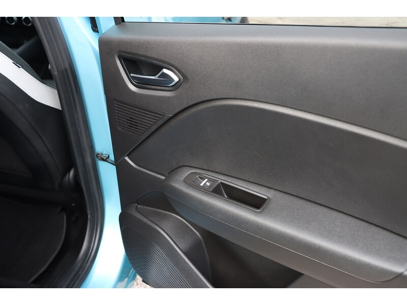 Used Renault Captur 2020 for sale - 76148383: Photo 32