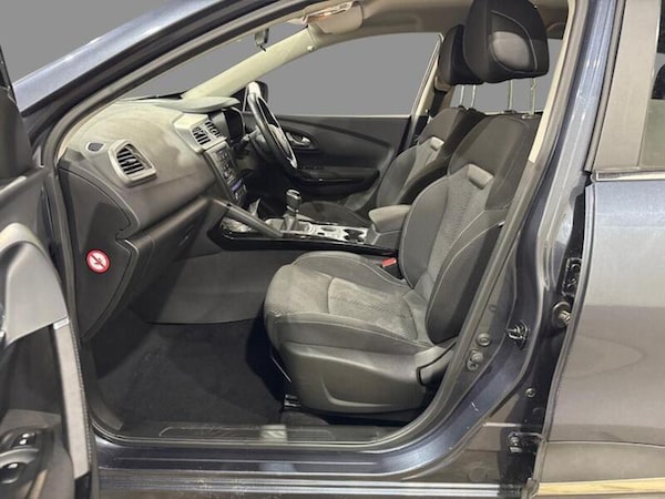 Used Renault Kadjar 2017 for sale - 76210994: Photo 10