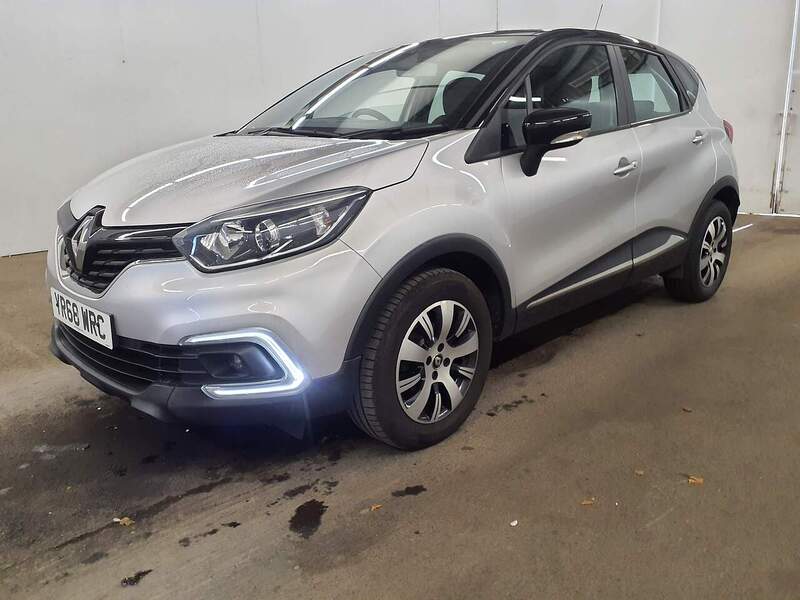 Used Renault Captur 2018 for sale - 76461164: Photo 4