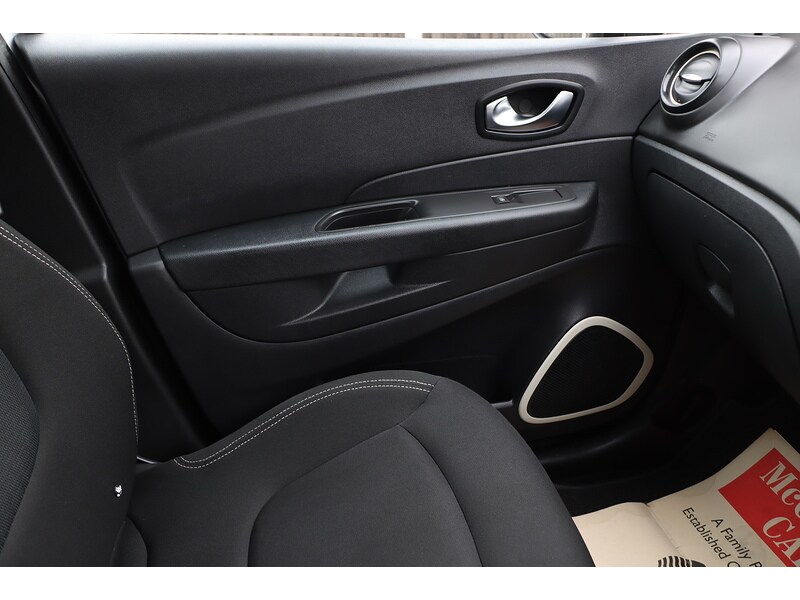 Used Renault Captur 2018 for sale - 76461164: Photo 46