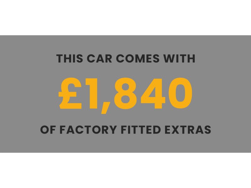 Used Jaguar XE 2018 for sale - 76918057: Photo 4