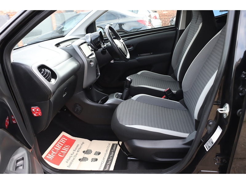 Used Toyota AYGO 2018 for sale - 77655809: Photo 27