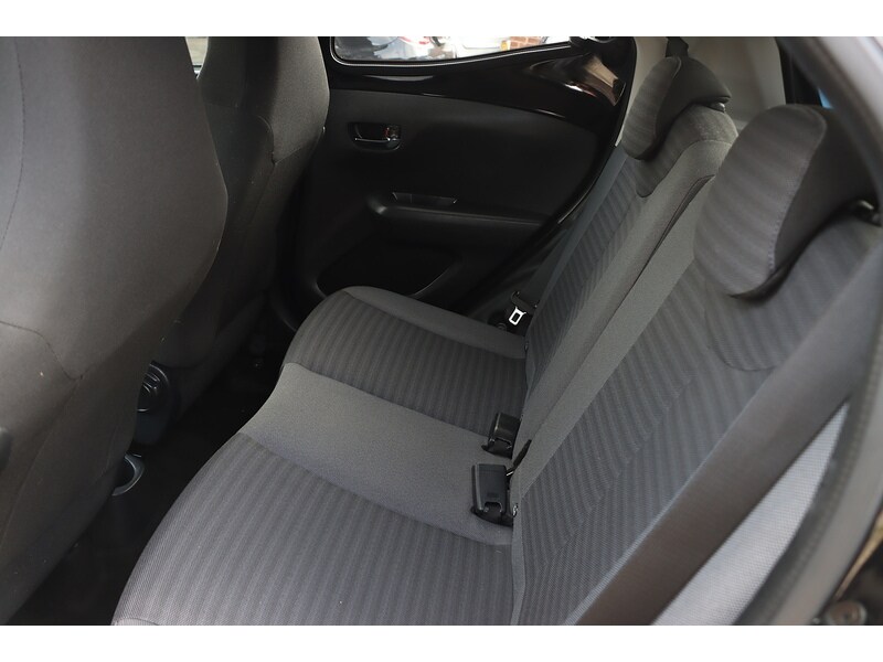 Used Toyota AYGO 2018 for sale - 77655809: Photo 32