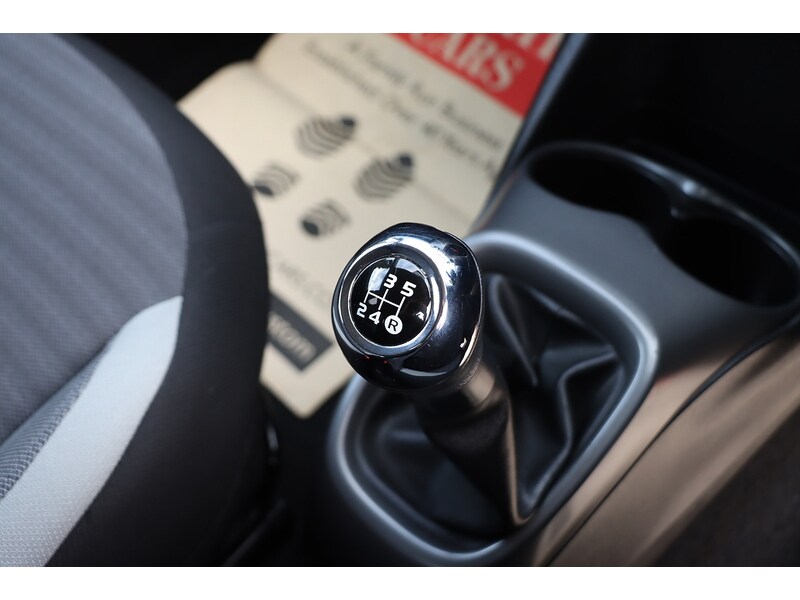 Used Toyota AYGO 2018 for sale - 77655809: Photo 35