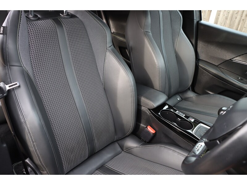 Used Peugeot 2008 2020 for sale - 77527989: Photo 20