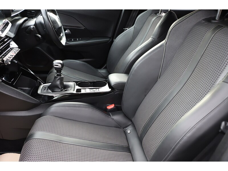 Used Peugeot 2008 2020 for sale - 77527989: Photo 31