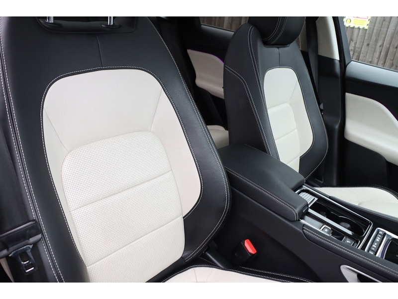 Used Jaguar F-Pace 2019 for sale - 76853364: Photo 24