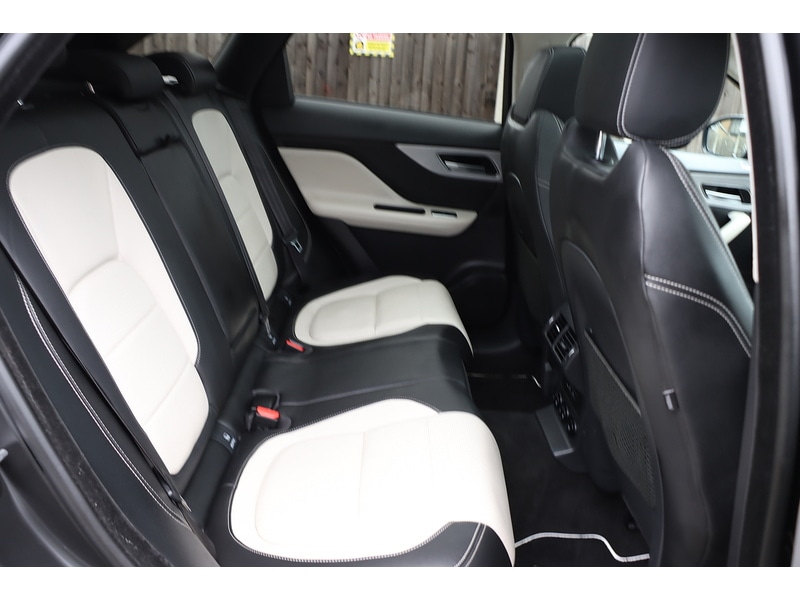 Used Jaguar F-Pace 2019 for sale - 76853364: Photo 29