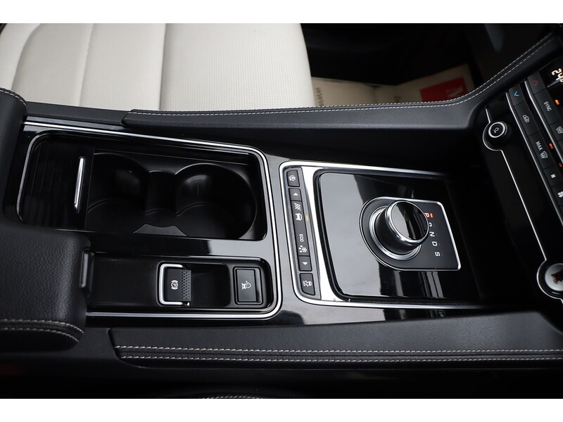 Used Jaguar F-Pace 2019 for sale - 76853364: Photo 43