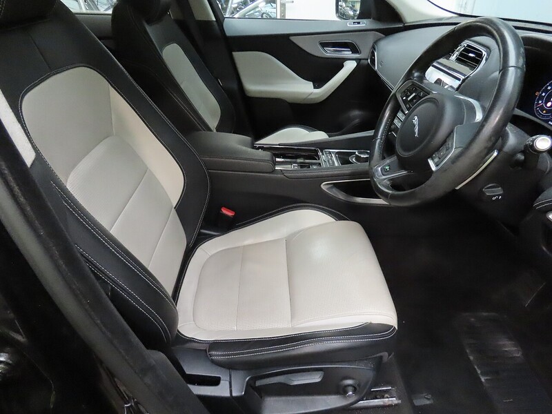 Used Jaguar F-Pace 2019 for sale - 76853364: Photo 7