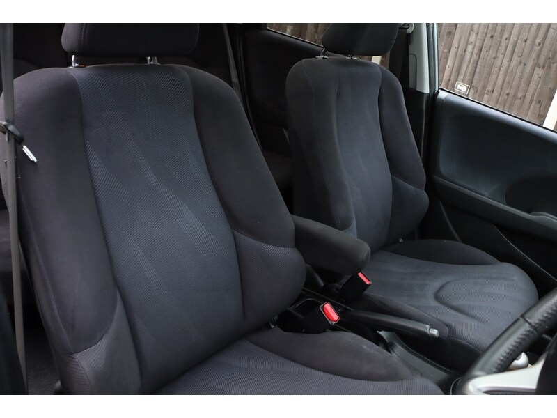 Used Honda Jazz 2010 for sale - 75945539: Photo 18