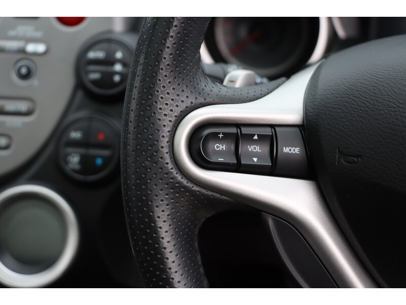 Used Honda Jazz 2010 for sale - 75945539: Photo 34