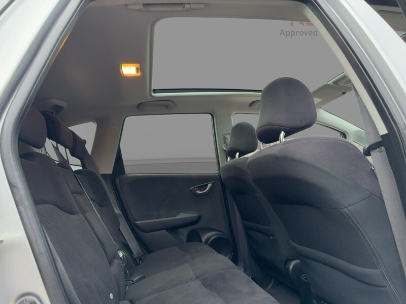 Used Honda Jazz 2010 for sale - 75945539: Photo 47